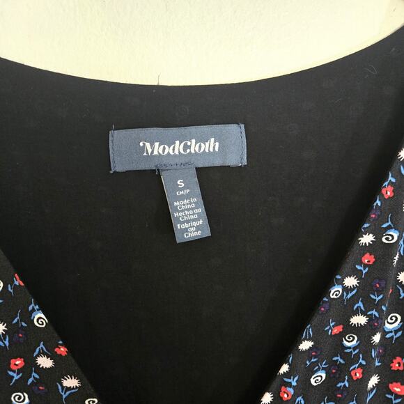 Modcloth New Ditsy Floral Short Sleeve Tiered Maxi Dress Size S - Picture 10 of 13